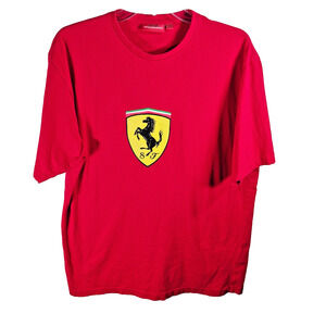 Ferrari Scuderia Men's T-Shirt Large Red Horse Logo Car Italian Color Accents